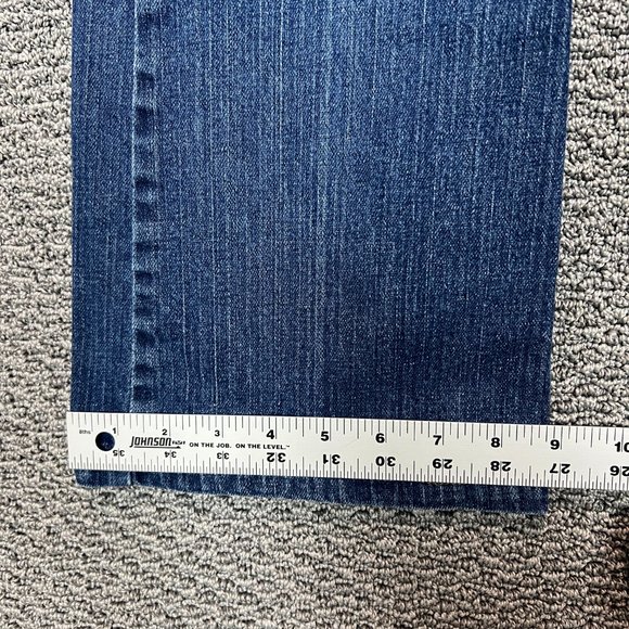 Levi's 525 Jeans Boot Cut Stretch Women's Size 10 Mid Rise Blue 28.5 in Inseam - Picture 8 of 16